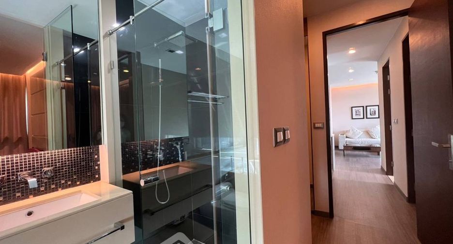 For sale 2 bedrooms condo in Watthana, Bangkok