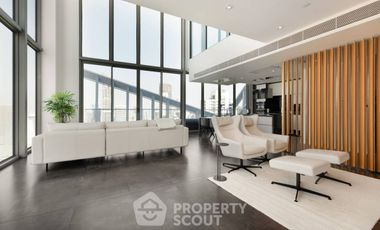 For sale 3 bedrooms condo in Watthana, Bangkok