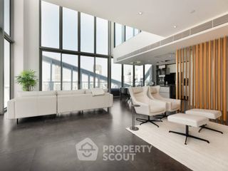 For sale 3 bedrooms condo in Watthana, Bangkok