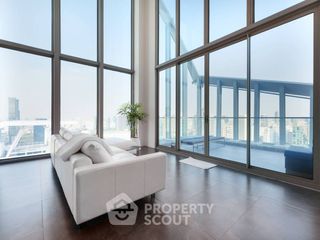 For sale 3 bedrooms condo in Watthana, Bangkok