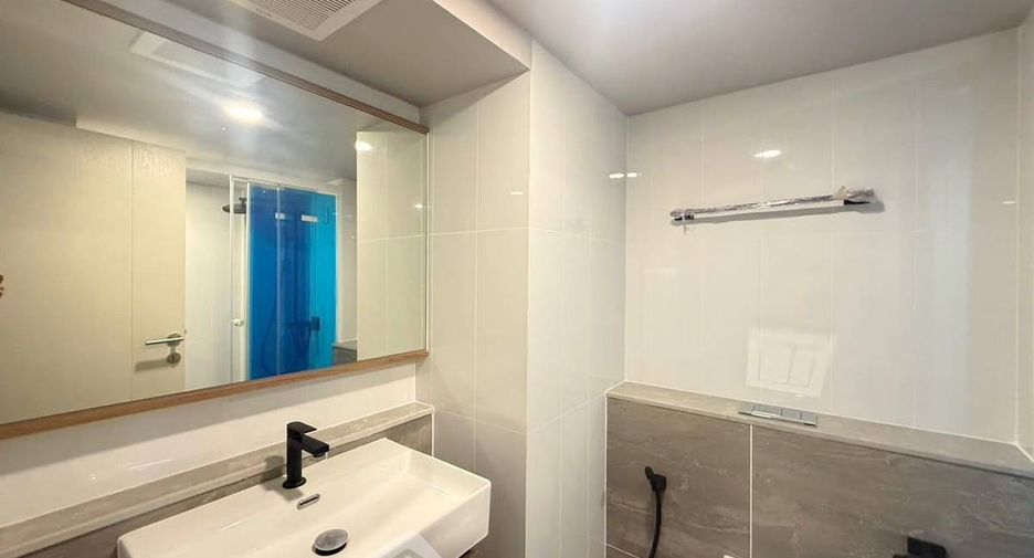 For sale 1 bed condo in Khlong Toei, Bangkok