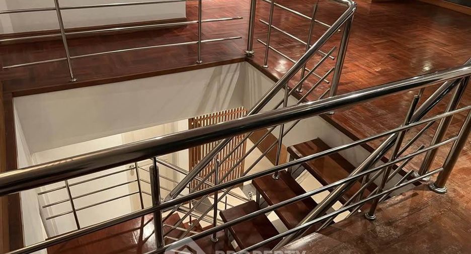 For sale 4 bedrooms condo in Suan Luang, Bangkok
