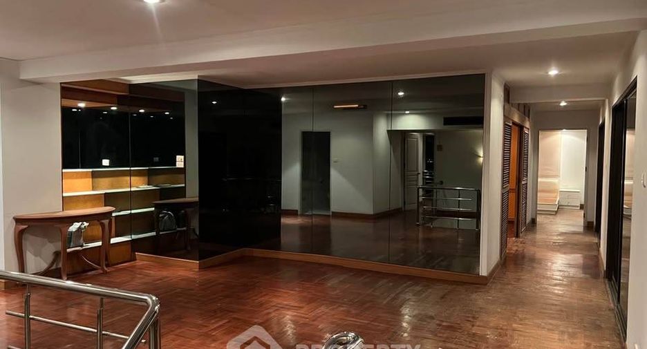 For sale 4 bedrooms condo in Suan Luang, Bangkok