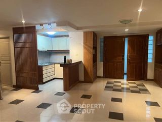 For sale 4 bedrooms condo in Suan Luang, Bangkok