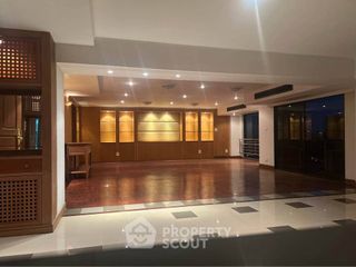For sale 4 bedrooms condo in Suan Luang, Bangkok