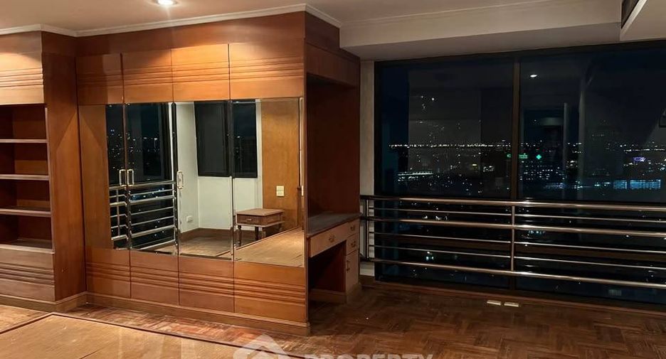 For sale 4 bedrooms condo in Suan Luang, Bangkok