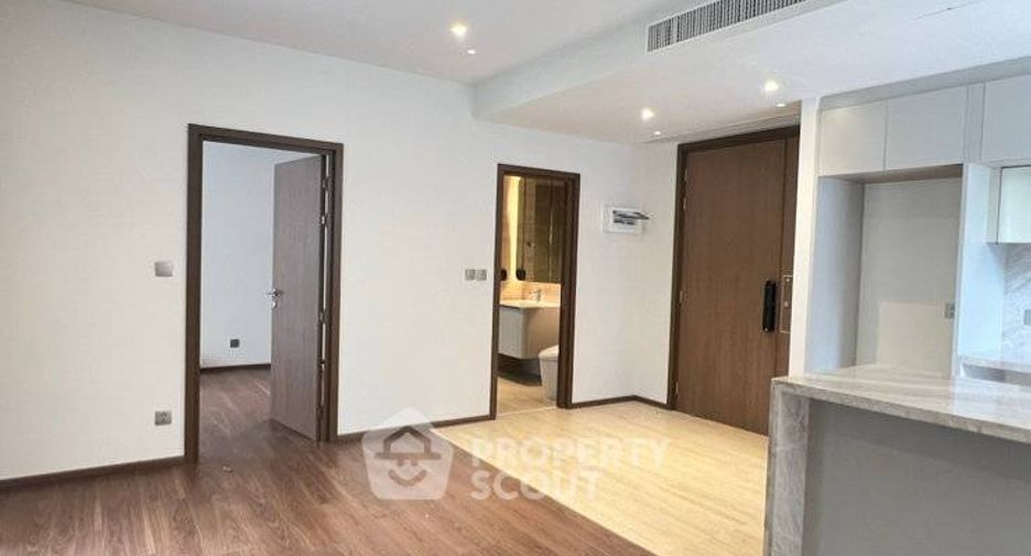For sale 1 bed condo in Khlong Toei, Bangkok