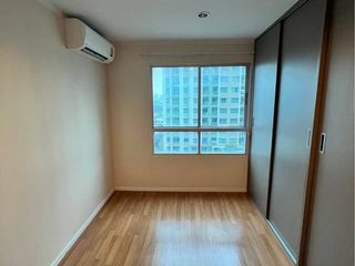 À vendre 1 chambre condo à Huai Khwang, Bangkok