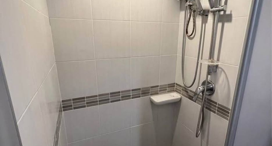 For sale 1 bed condo in Huai Khwang, Bangkok