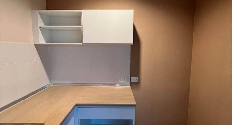 For sale 1 bed condo in Huai Khwang, Bangkok