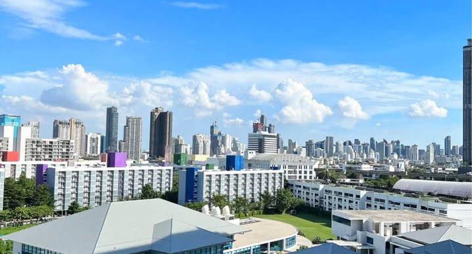 For sale 1 bed condo in Huai Khwang, Bangkok