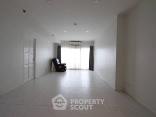 For sale 2 bedrooms condo in Yan Nawa, Bangkok