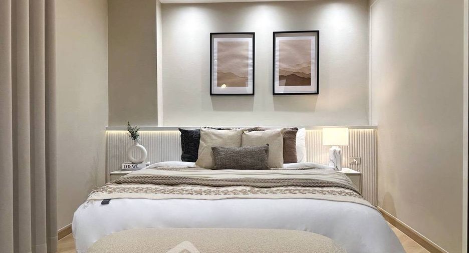 For sale 2 bedrooms condo in Phra Khanong, Bangkok