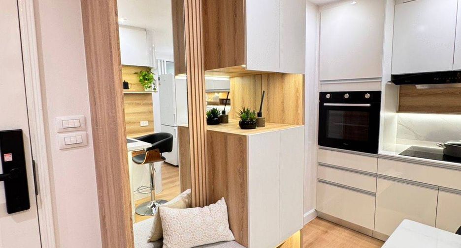 For sale 2 bedrooms condo in Yan Nawa, Bangkok
