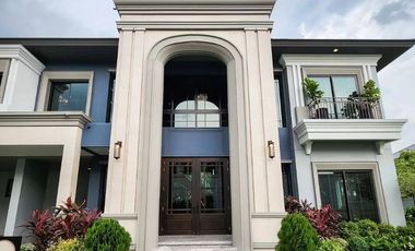 For sale 4 bedrooms house in Taling Chan, Bangkok