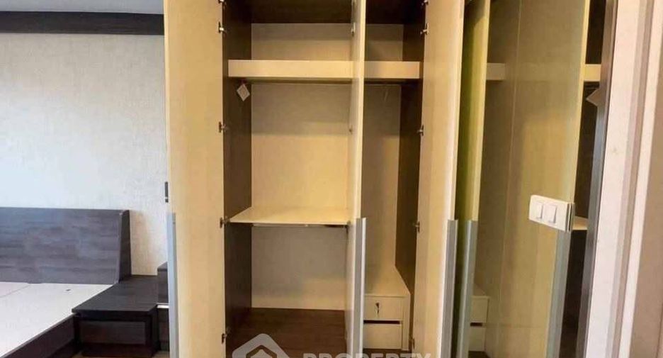 For sale 2 bedrooms condo in Sathon, Bangkok