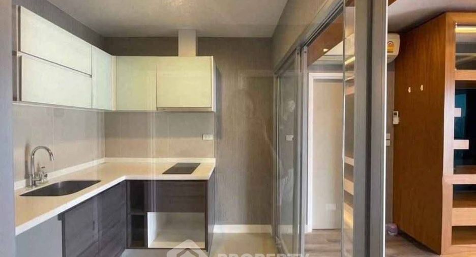 For sale 2 bedrooms condo in Sathon, Bangkok