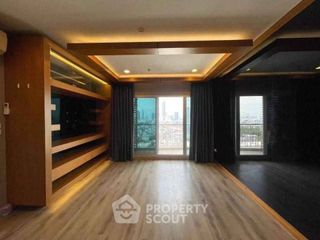 For sale 2 bedrooms condo in Sathon, Bangkok