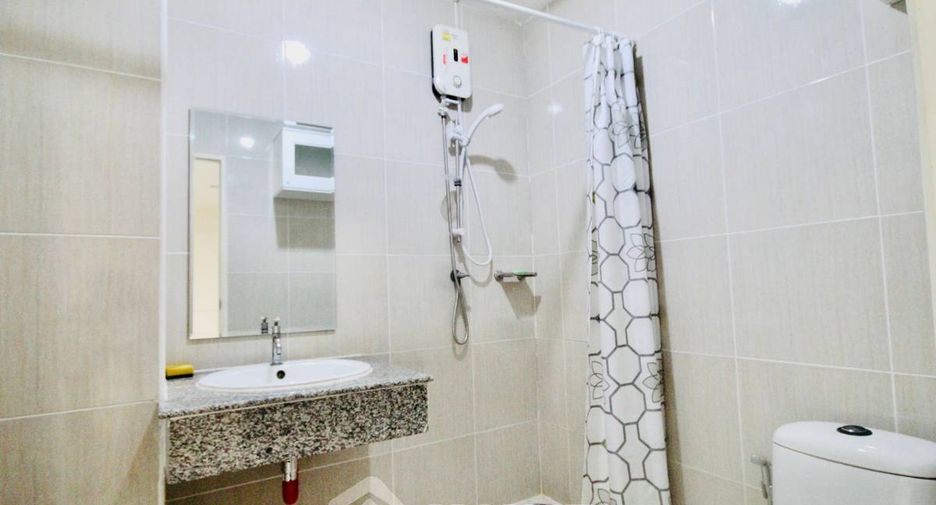 Продажа 2 спальни кондо в Na Jomtien, Паттайя