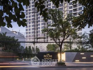 For sale 2 bedrooms condo in Sathon, Bangkok