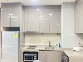 For rent and for sale 1 bed condo in Ratchathewi, Bangkok