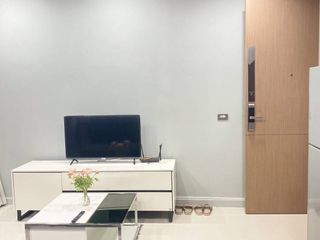 For rent and for sale 1 bed condo in Ratchathewi, Bangkok
