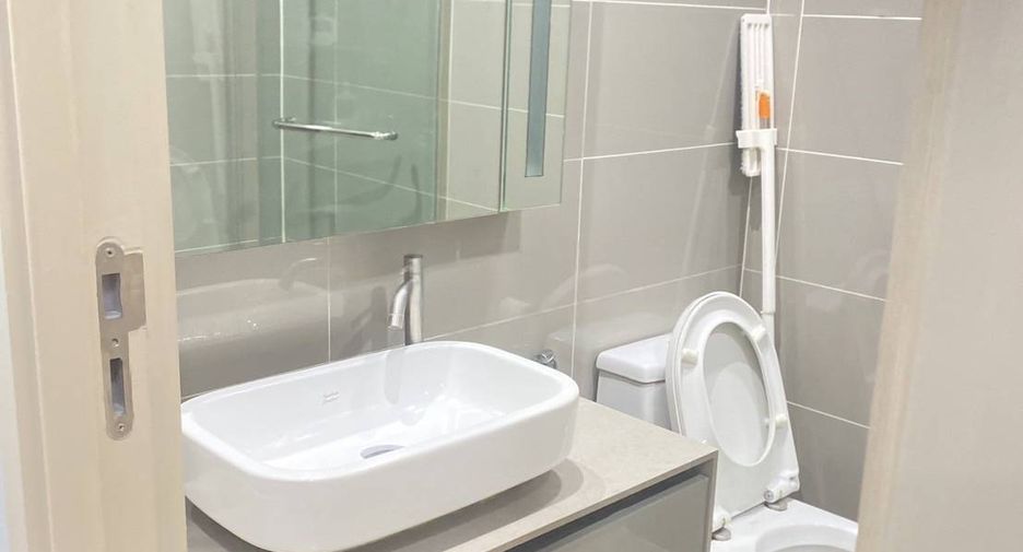 For rent and for sale 1 bed condo in Ratchathewi, Bangkok