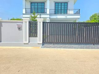 Villa zum Kauf mit 5 Zimmer in Bang Lamung, Chonburi