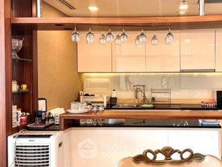 For sale 3 bedrooms condo in Sathon, Bangkok