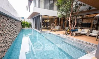 For rent and for sale 5 bedrooms condo in Wang Thonglang, Bangkok