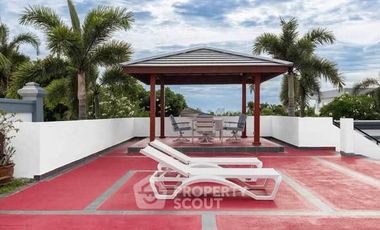 For rent and for sale 4 bedrooms villa in Bang Lamung, Chonburi