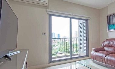 For sale 1 bed condo in Khlong Toei, Bangkok