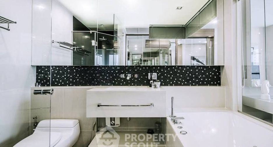 For sale 1 bed condo in Sathon, Bangkok