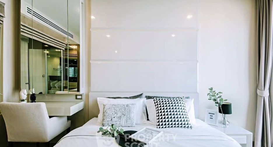 For sale 1 bed condo in Sathon, Bangkok