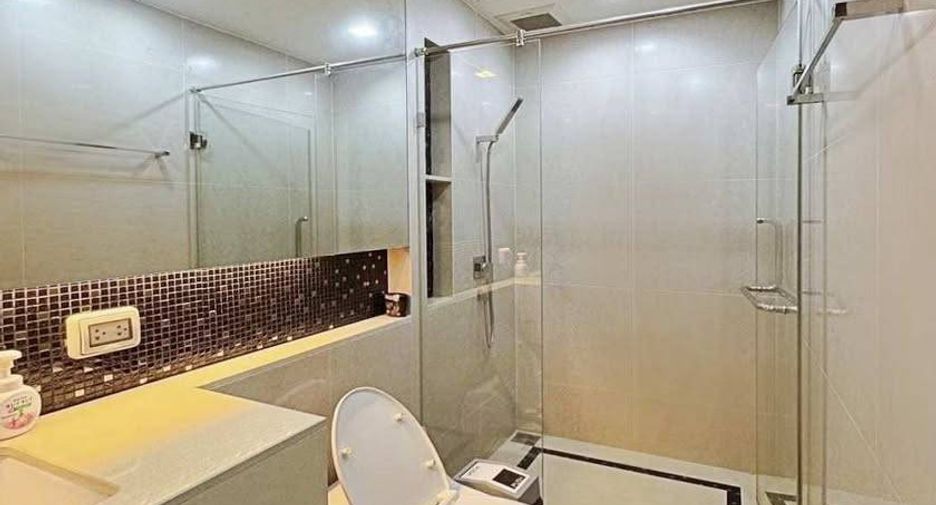 For sale 2 bedrooms condo in Sathon, Bangkok
