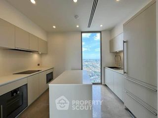 For sale 4 bedrooms condo in Khlong San, Bangkok