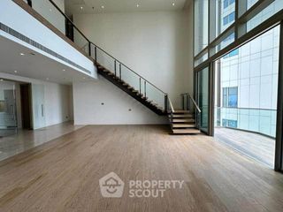 For sale 4 bedrooms condo in Khlong San, Bangkok
