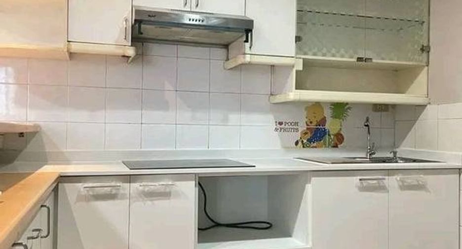 For sale 2 bedrooms condo in Khlong Toei, Bangkok
