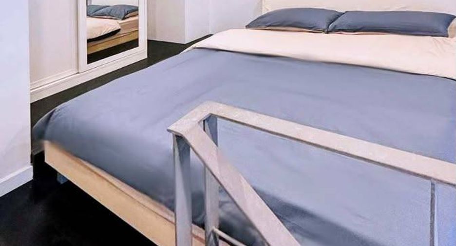 For sale 1 bed condo in Khlong Toei, Bangkok