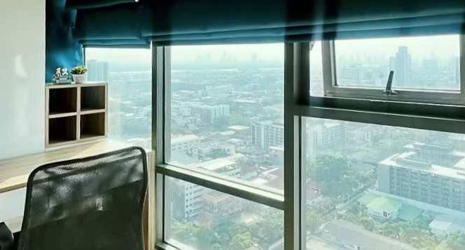 For sale 2 bedrooms condo in Khlong Toei, Bangkok
