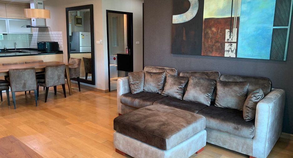 For rent 2 bedrooms condo in Sathon, Bangkok