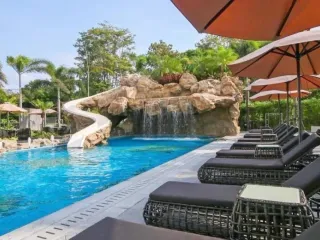 Gewerbefläche zum Kauf in Bang Lamung, Chonburi