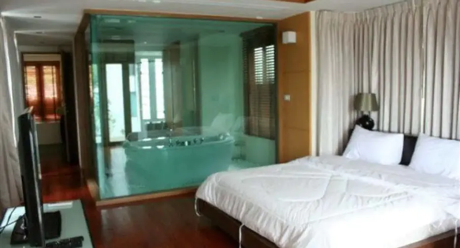 For sale and for rent 5 bedrooms house in Bang Lamung, Chonburi