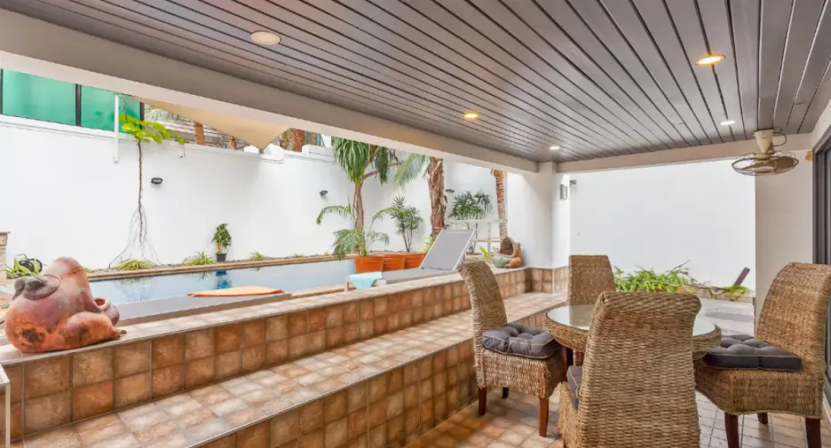 For sale and for rent 5 bedrooms house in Bang Lamung, Chonburi