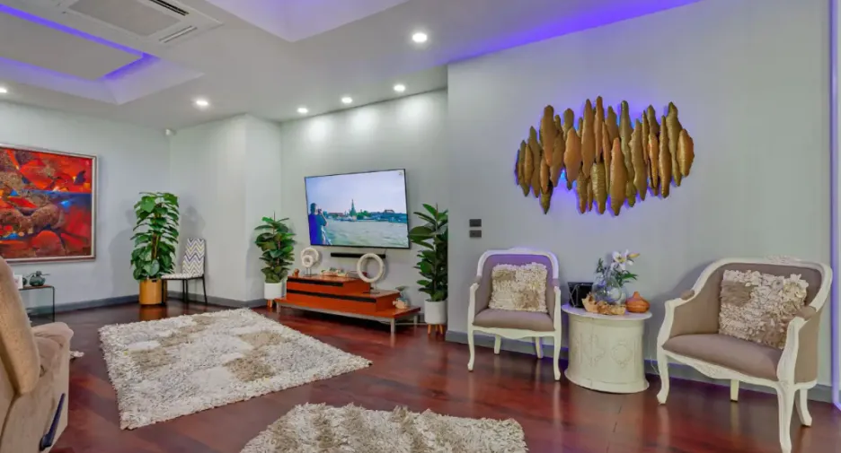 For sale and for rent 5 bedrooms house in Bang Lamung, Chonburi