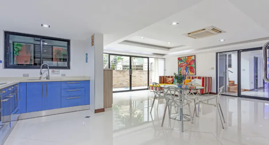 Haus zur Miete und zum Kauf mit 4 Zimmer in Bang Lamung, Chonburi
