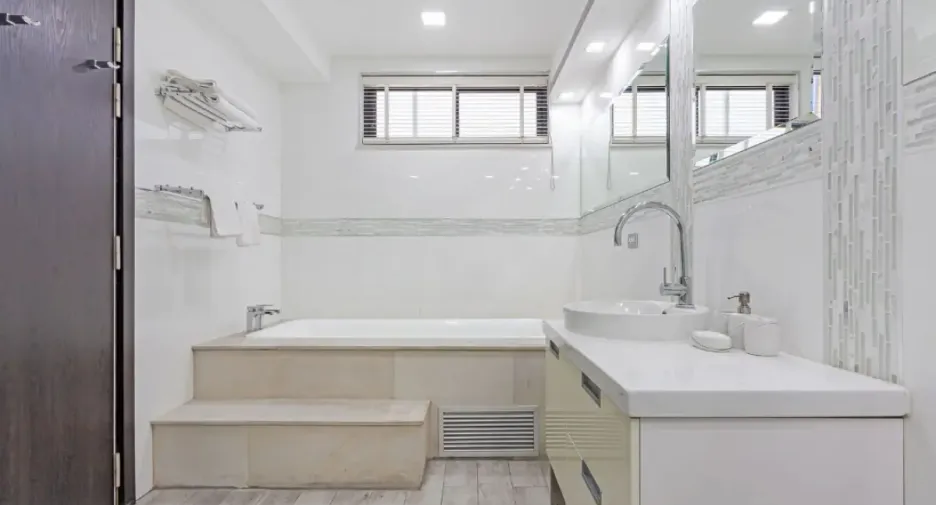 Haus zur Miete und zum Kauf mit 4 Zimmer in Bang Lamung, Chonburi