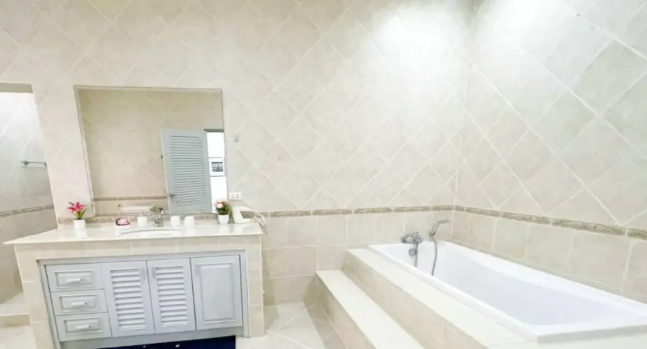 For sale and for rent 1 bed house in Bang Lamung, Chonburi