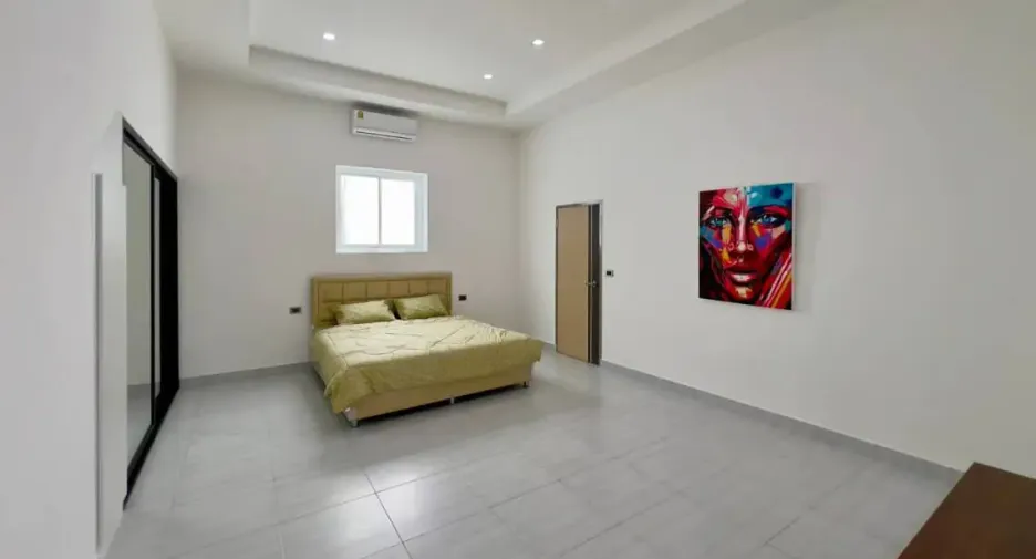 For sale and for rent 6 bedrooms house in Bang Lamung, Chonburi