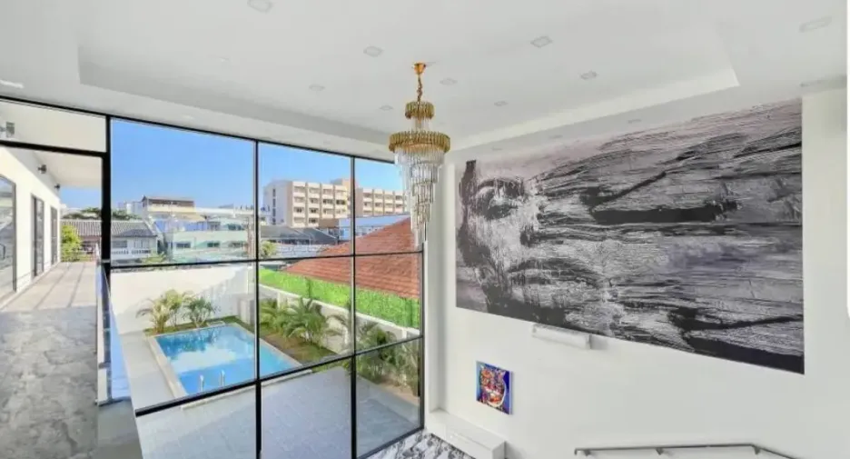 For sale and for rent 6 bedrooms house in Bang Lamung, Chonburi